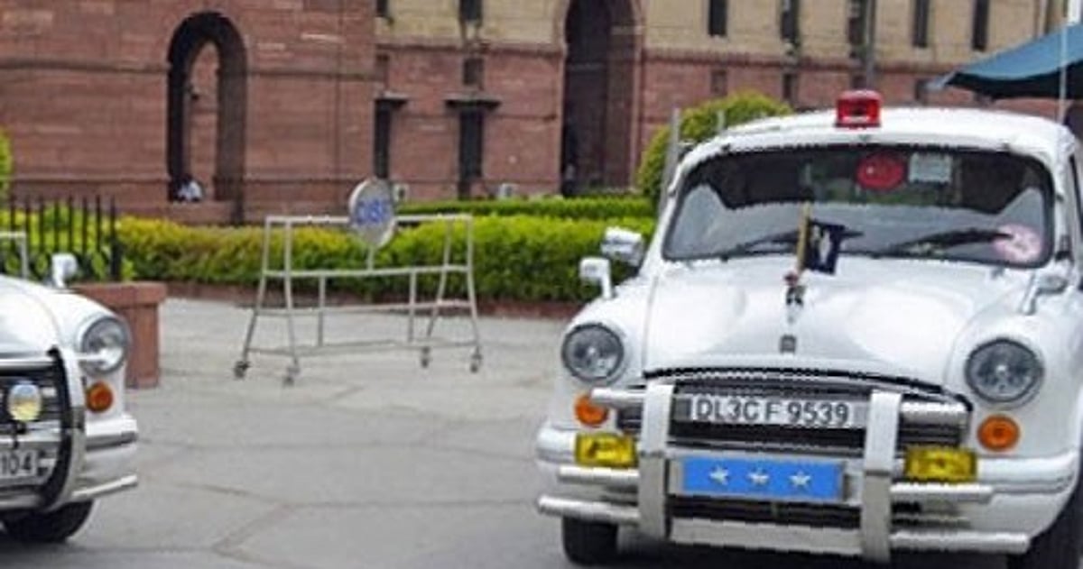 Vip Culture VIP culture not reducing in India: Survey