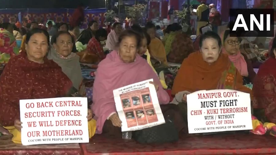 <div class="paragraphs"><p>Meitei group COCOMI holds indefinite sit-in protest against central and state govts, at Ima Keithei, Imphal. </p></div>