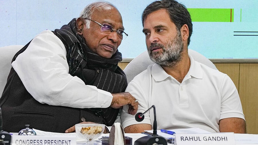 <div class="paragraphs"><p>After the Assembly election results, both Congress chief Mallikarjun Kharge (left) and Leader of Opposition Rahul Gandhi will have to do a lot of introspection. </p></div>