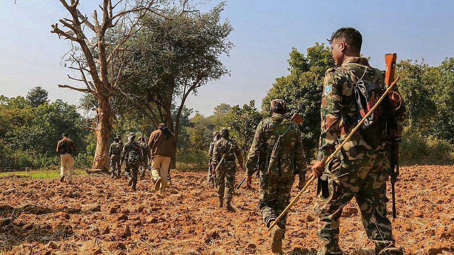<div class="paragraphs"><p>Security forces during an anti-Naxal operation.  For representation only.</p></div>