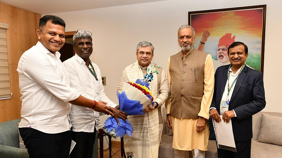 <div class="paragraphs"><p>Dakshina Kannada MP Captain Brijesh Chowta highlighted the pending railway issues especially Mangaluru- Bengaluru connectivity concerns, the Shiradi Ghat stretch among others.</p></div>