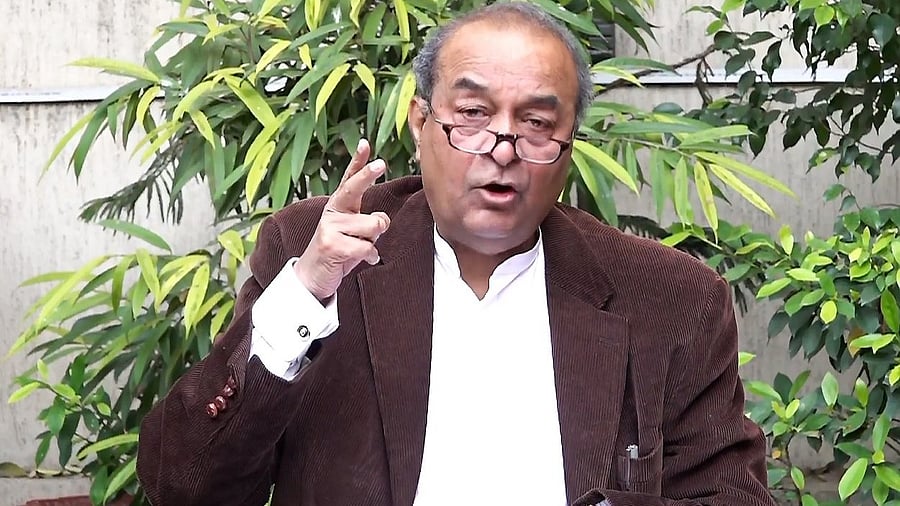 <div class="paragraphs"><p>Former Attorney-General for India and senior lawyer Mukul Rohatgi addresses the media on US charges against Adani Group Chairman Gautam Adani, in New Delhi, Wednesday, Nov. 27, 2024.</p></div>