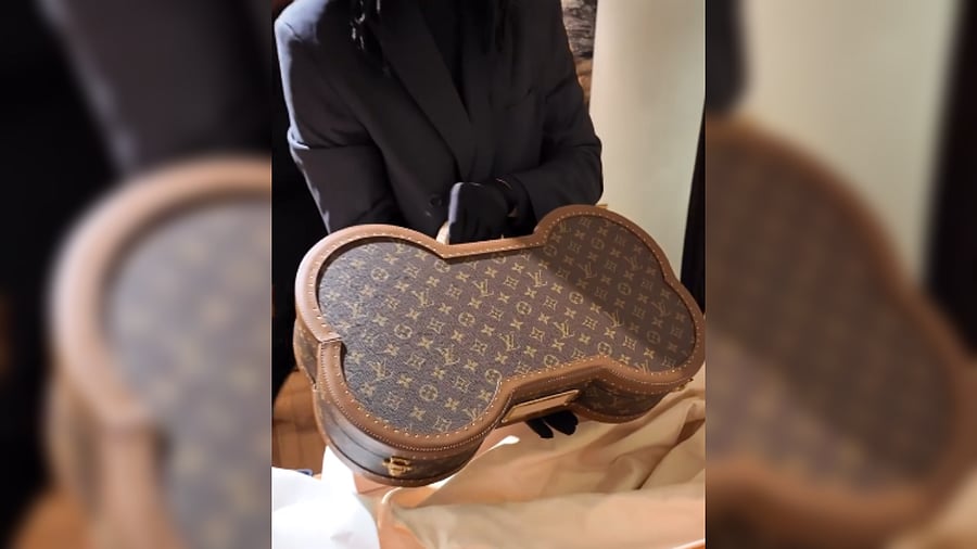 <div class="paragraphs"><p>Screengrab of the&nbsp;14-lakh Louis Vuitton dog suitcase known as 'Bone Trunk'.</p></div>