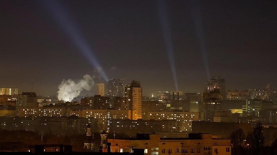<div class="paragraphs"><p>Ukrainian service personnel use searchlights. Image for representational purposes.</p></div>