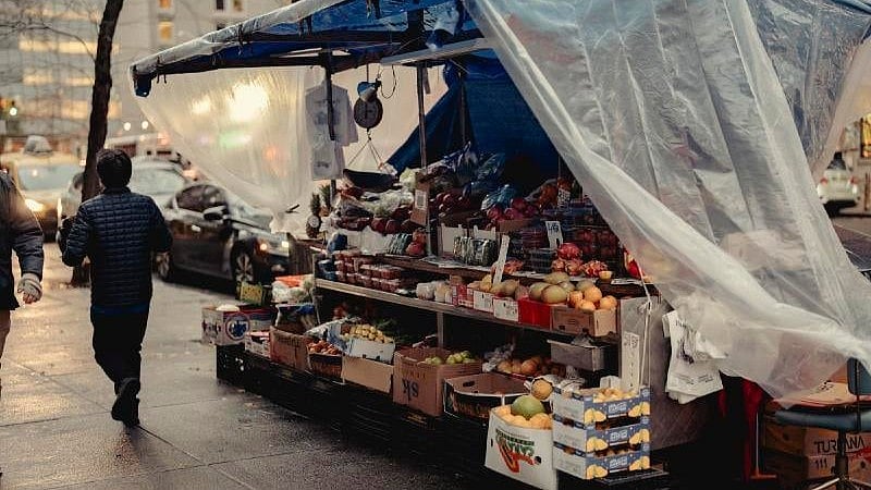 <div class="paragraphs"><p>The sidewalk fruit vendor who sold a $6.2 million banana for 25 cents</p></div>