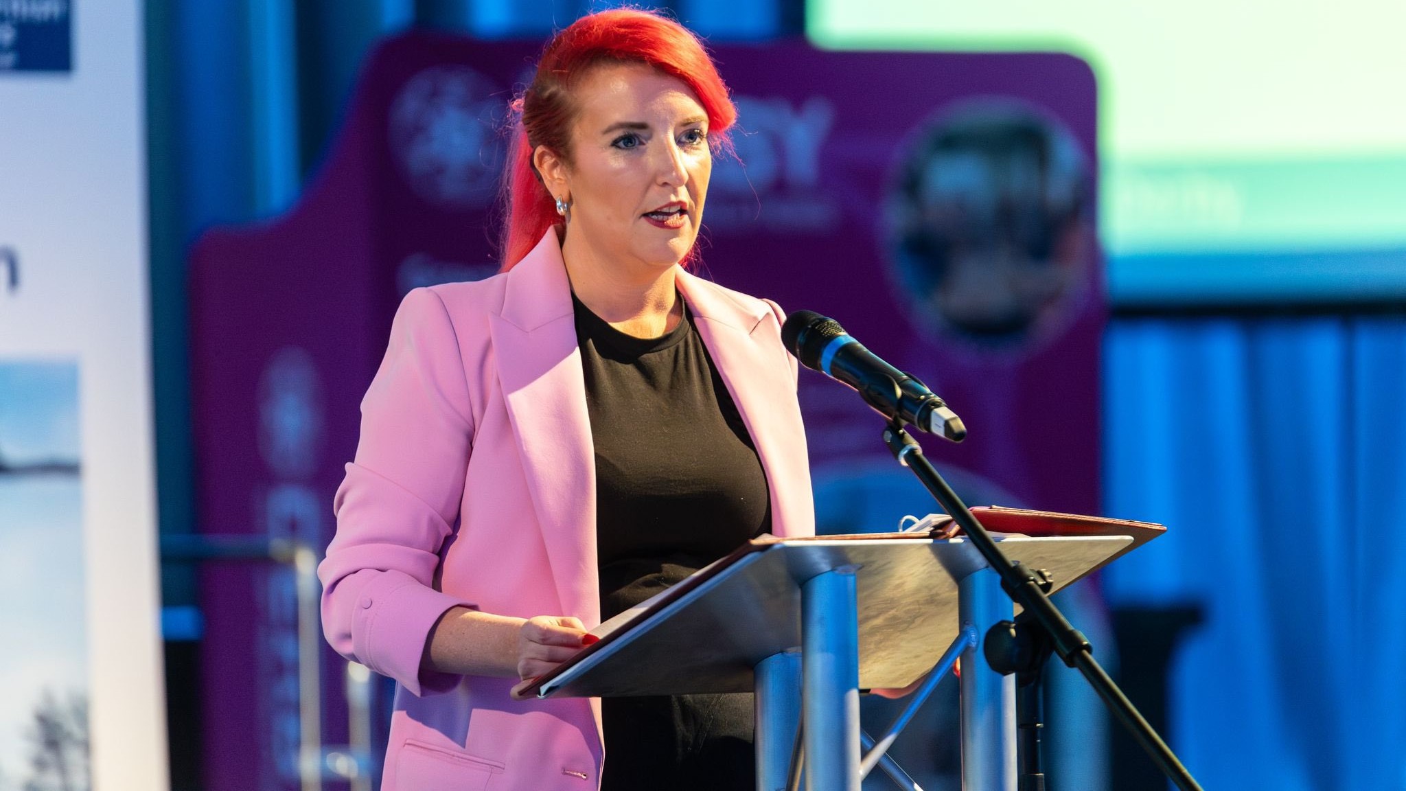 <div class="paragraphs"><p>Louise Haigh</p></div>