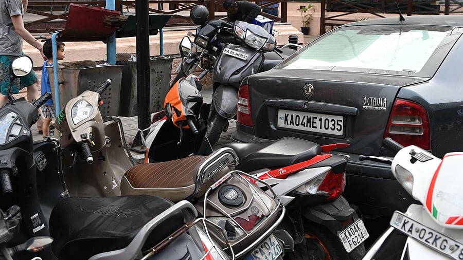 <div class="paragraphs"><p>The paid parking on MG road. </p></div>