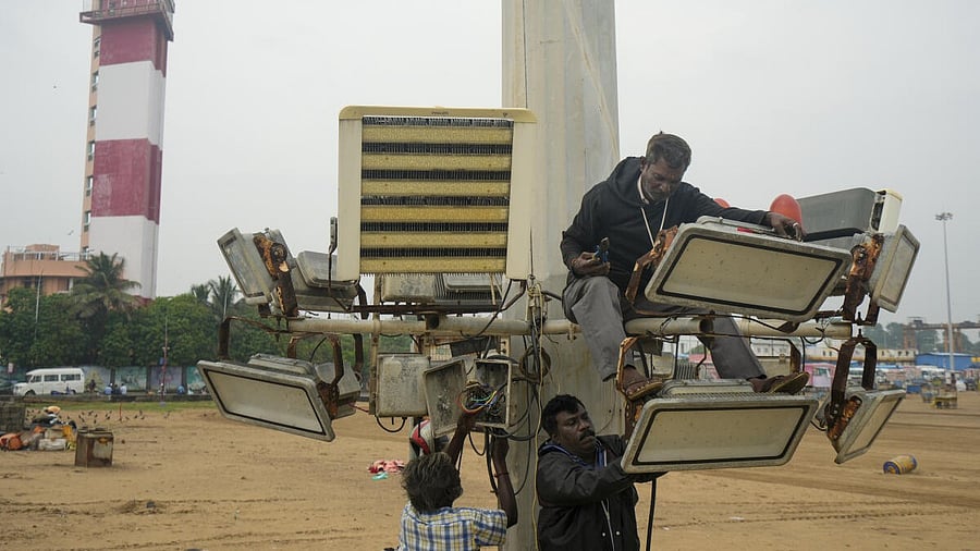 <div class="paragraphs"><p>The DMC said that over 4,50,000 people have been hit by floods, strong winds and earth-slips in the country.</p></div>