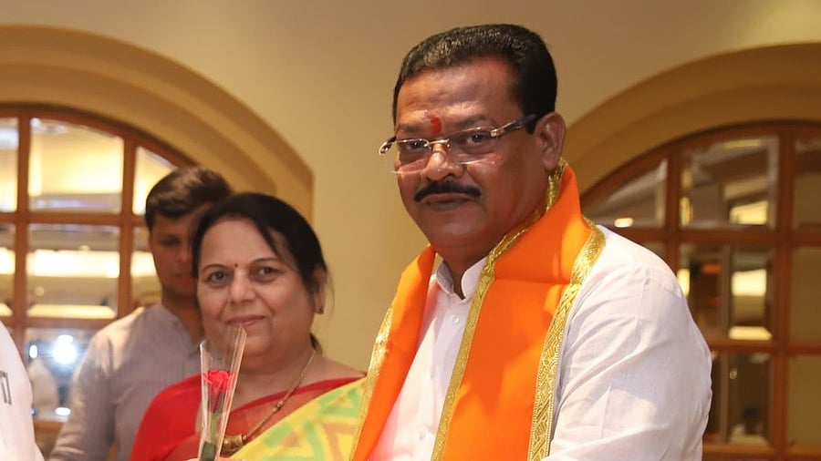 <div class="paragraphs"><p>Shiv Sena leader Sanjay Shirsat.</p></div>