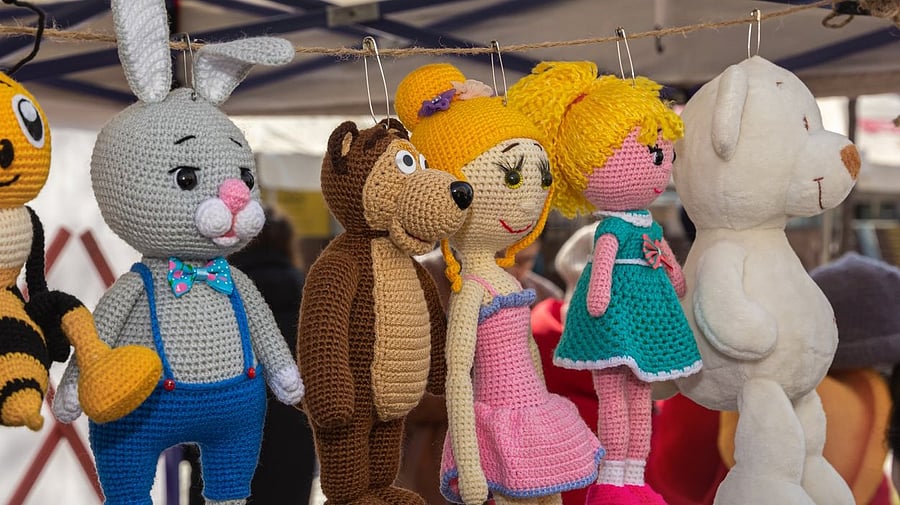 <div class="paragraphs"><p>Representative image for crochet stuffed dolls.</p></div>