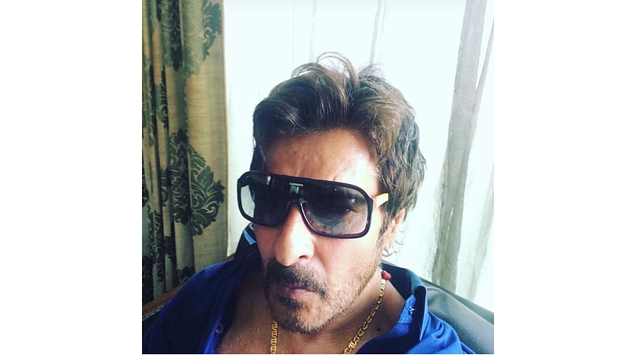 <div class="paragraphs"><p>Sharad Kapoor</p></div>