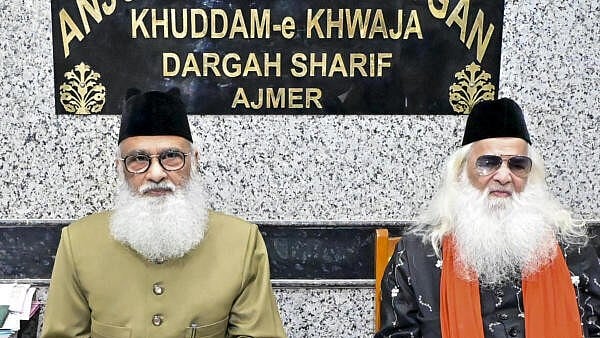 <div class="paragraphs"><p>Syed Sarwar Chishti, secretary of Anjuman Syed Zadgan, a body representing the Khadims (caretakers) of the Ajmer dargah during a press conference, in Ajmer, Rajasthan.</p></div>
