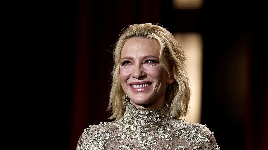 <div class="paragraphs"><p>Cate Blanchett.</p></div>