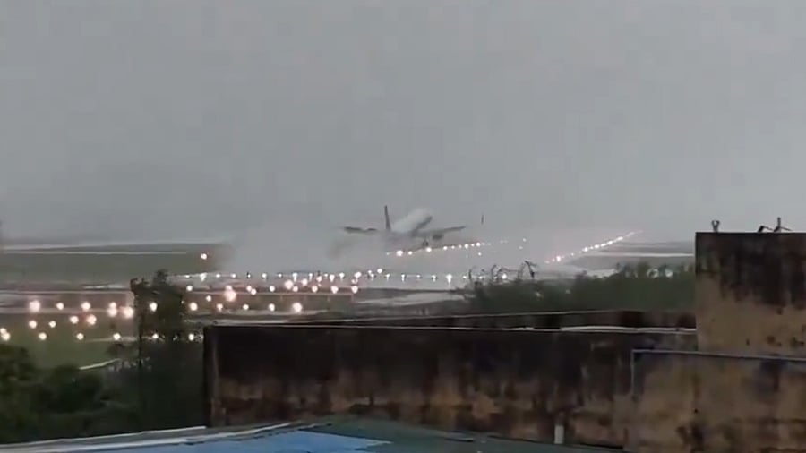 <div class="paragraphs"><p>Screengrab from video.<br></p></div>