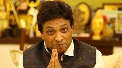 <div class="paragraphs"><p>A twist in the 'missing' tale came when Pal late in the evening himself contacted his family members and told them he was safe and will return home late Tuesday night or early Wednesday, the official said.</p></div>