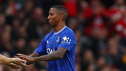 <div class="paragraphs"><p>Everton's Ashley Young.</p></div>