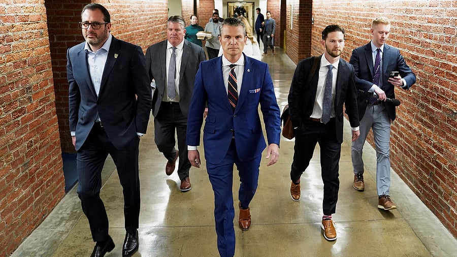 <div class="paragraphs"><p>Pete Hegseth</p></div>