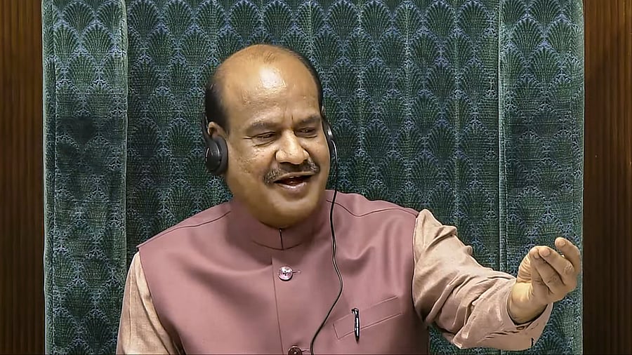 <div class="paragraphs"><p>Speaker Om Birla conducts proceedings in the Lok Sabha during the Winter session of Parliament, in New Delhi</p></div>