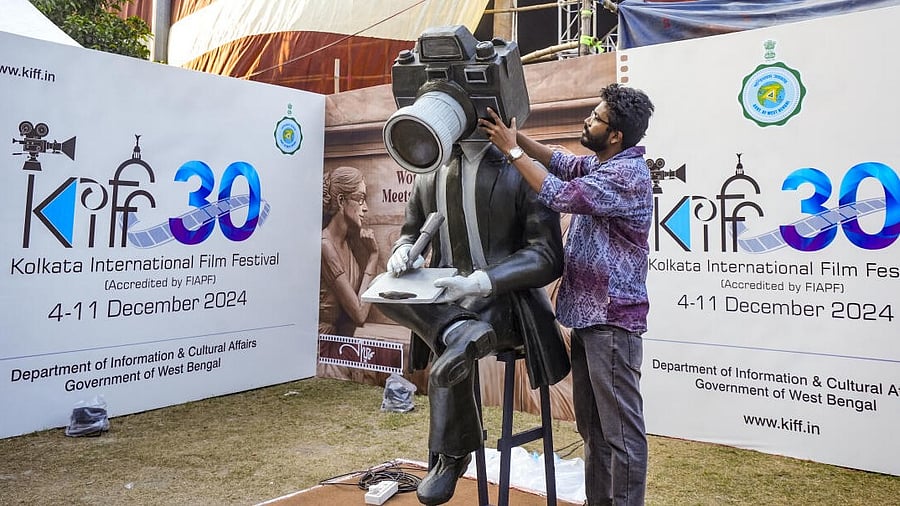 <div class="paragraphs"><p>Preparations in full swing on the eve of inauguration of 30th Kolkata International film festival, in Kolkata. (Representative image)</p></div>