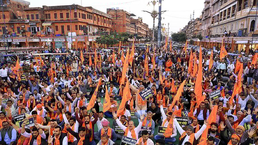 <div class="paragraphs"><p>Members of the 'Sarv Hindu Samaj ' during a protest against the arrest of Hindu monk Chinmoy Krishna Das in Bangladesh and the alleged atrocities on Hindu minorities in the neighbouring country, in Jaipur.</p></div>