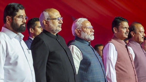 <div class="paragraphs"><p>Prime Minister Narendra Modi and Maharashtra Governor CP Radhakrishnan with the newly-sworn Maharashtra Chief Minister Devendra Fadnavis and Deputy Chief Ministers Eknath Shinde and Ajit Pawar during the swearing-in ceremony, in Mumbai, Thursday, Dec. 5, 2024</p></div>