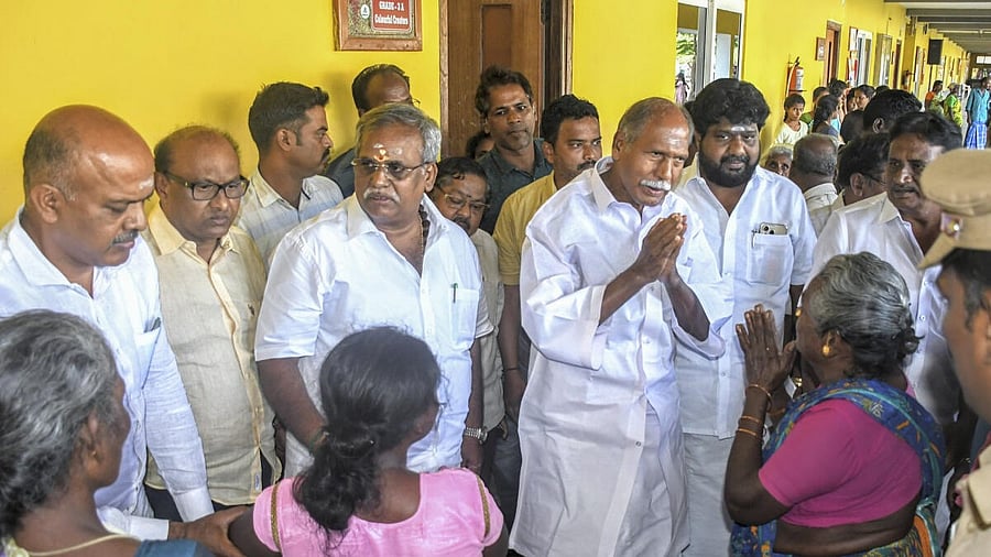 <div class="paragraphs"><p>Puducherry CM N Rangasamy interacts with people during a visit to the flood-affected areas in the aftermath of Cyclone Fengal.&nbsp;</p></div>