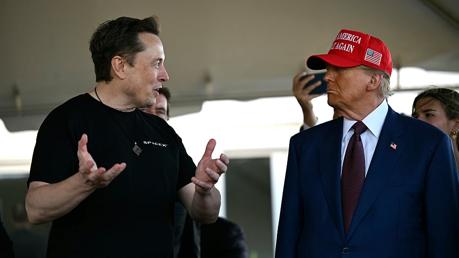 <div class="paragraphs"><p>esla CEOElon Musk with President-elect Donald Trump.</p></div>