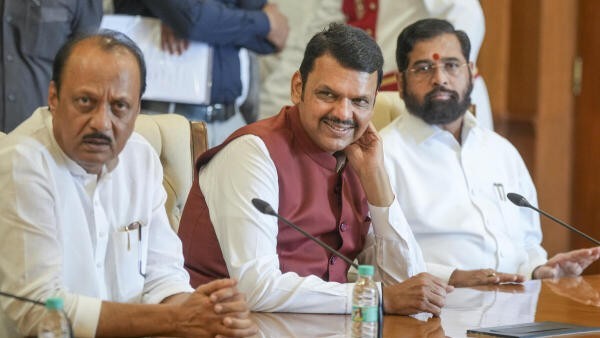 <div class="paragraphs"><p>Maharashtra CM Devendra Fadnavis with NCP chief Ajit Pawar (left) and&nbsp;Shiva Sena chief Eknath Shinde.&nbsp;</p></div>