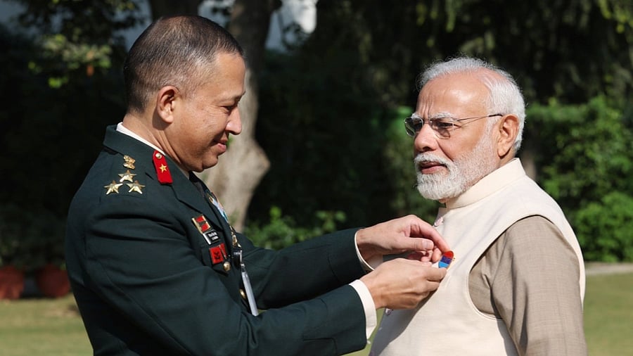 <div class="paragraphs"><p>PM Modi</p></div>