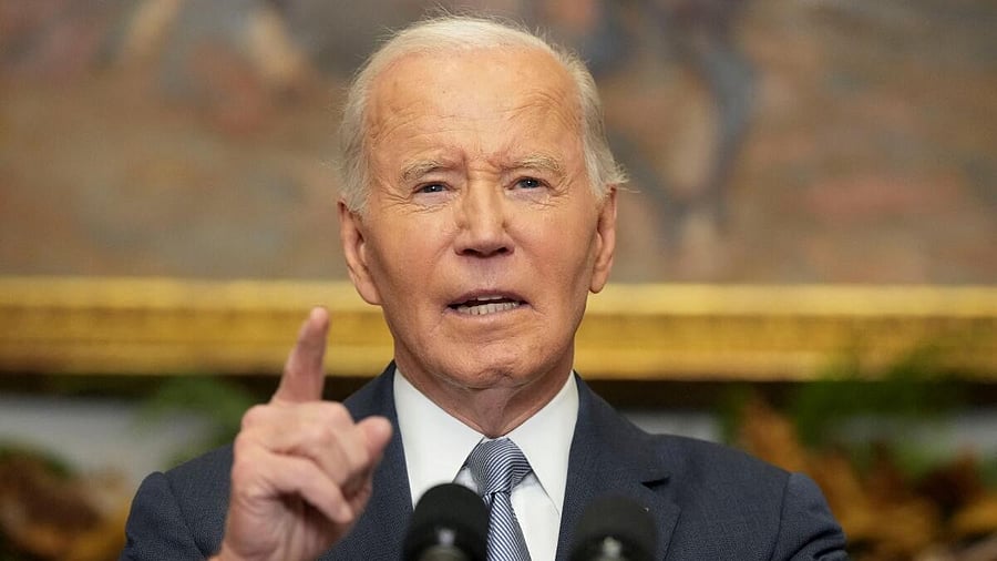 <div class="paragraphs"><p>U.S. President Biden speaks after Syrian rebels announced that they have ousted Syria's Bashar al-Assad, in Washington</p><p></p></div>
