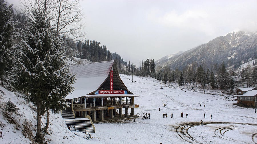 <div class="paragraphs"><p>Snowfall in Himachal Pradesh.</p></div>
