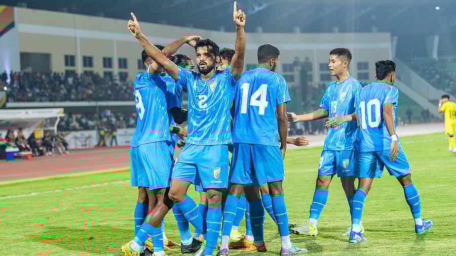 <div class="paragraphs"><p>Indian football team players.</p></div>