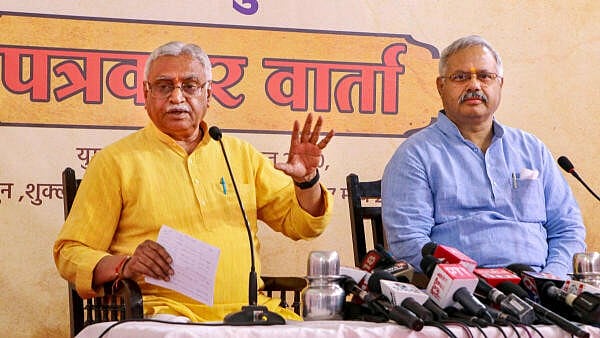 <div class="paragraphs"><p>Rashtriya Swayamsevak Sangh (RSS) Joint General Secretary Manmohan Vaidya with Akhil Bharatiya Prachar Pramukh of the RSS Sunil Ambekar addresses a press conference.&nbsp;</p></div>