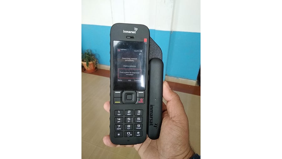 <div class="paragraphs"><p>Representative image of a satellite phone.</p></div>