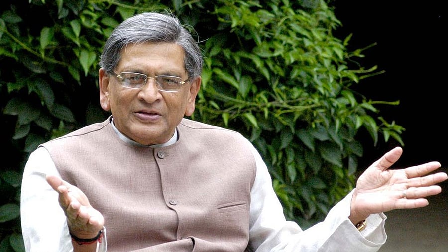 <div class="paragraphs"><p> S M Krishna.</p></div>