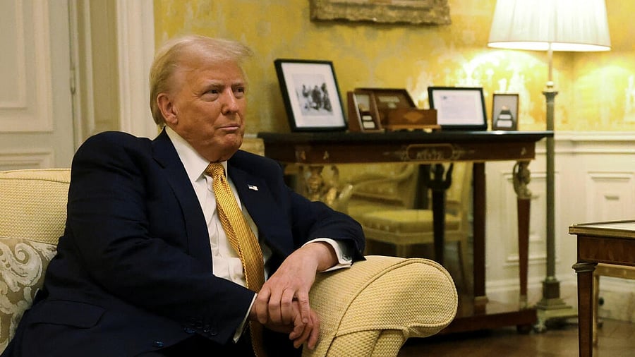 <div class="paragraphs"><p>Donald Trump</p></div>