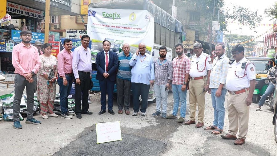 <div class="paragraphs"><p>A CRRI team used steel slag-based&nbsp;Ecofix&nbsp;technology to repair a pothole on Avenue Road near Anjani Temple on Wednesday. </p></div>