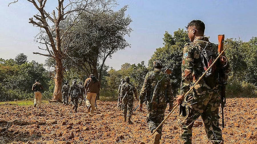<div class="paragraphs"><p>'The 11 decried the hollow Maoist ideology and hailed the state government's Naxalism elimination policy as well as Sukma's police's 'Niyaad Nellanar' rehabilitation drive.'</p></div>