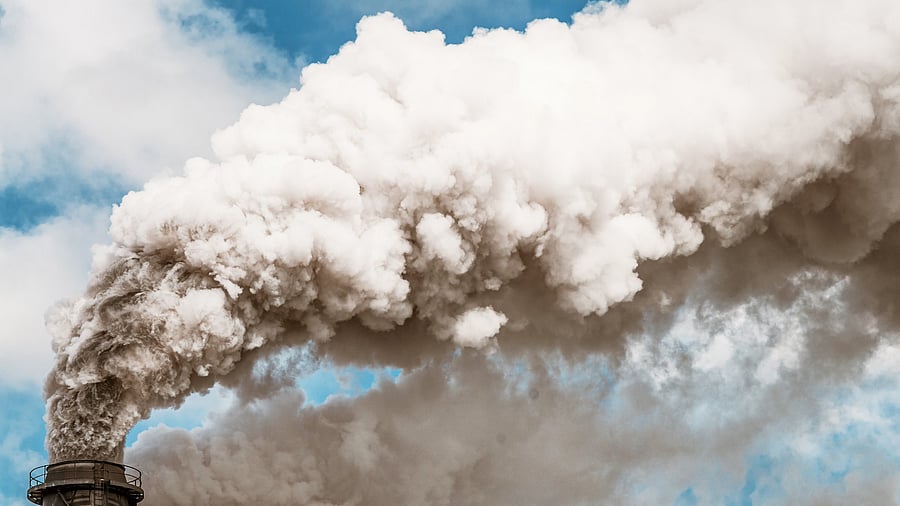 <div class="paragraphs"><p>Representational image showing fumes from an industrial unit. </p></div>