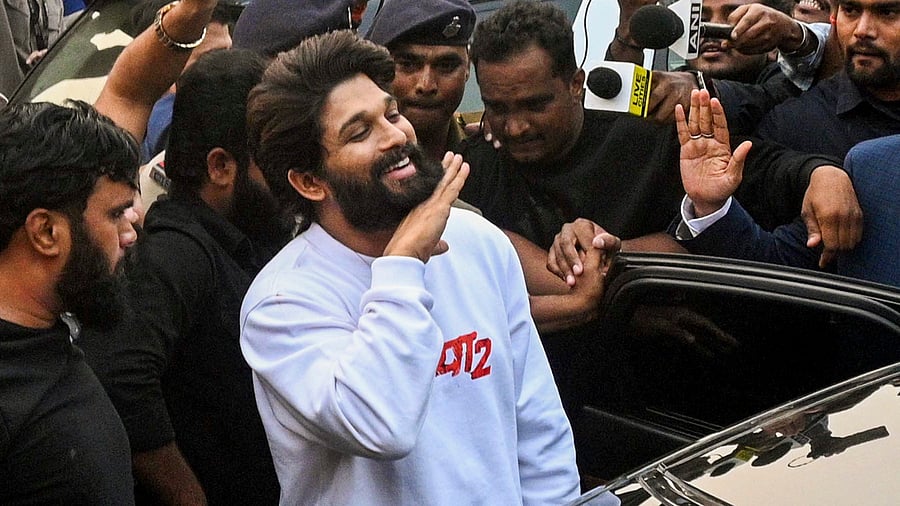 <div class="paragraphs"><p>Telugu actor Allu Arjun </p></div>
