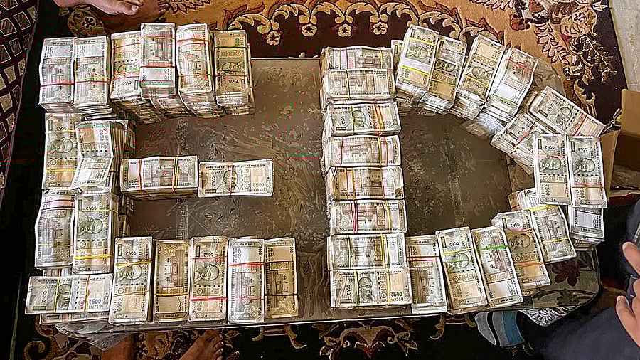 <div class="paragraphs"><p>Image showing cash recovered by the Enforcement Directorate (ED). For representational purposes.</p></div>