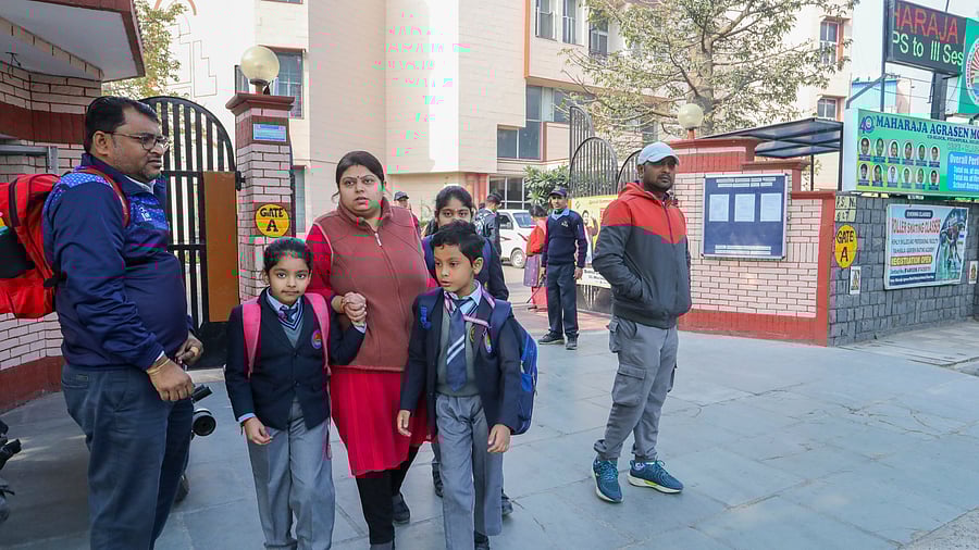 <div class="paragraphs"><p> A 12-year-old student was held for sending a bomb threat e-mail to his school in south Delhi's Vasant Vihar area, police sources said on Saturday.</p></div>