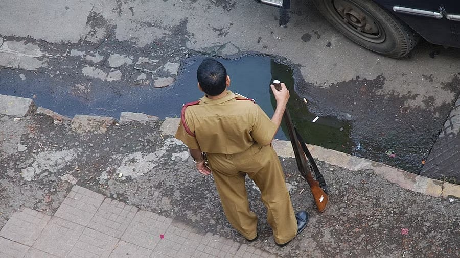<div class="paragraphs"><p>Representative image of a security guard. </p></div>