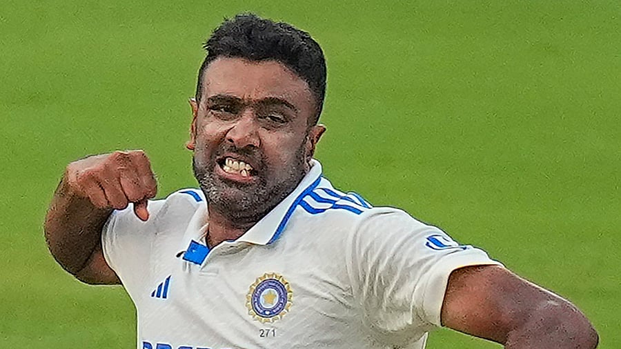 <div class="paragraphs"><p>R Ashwin.</p></div>