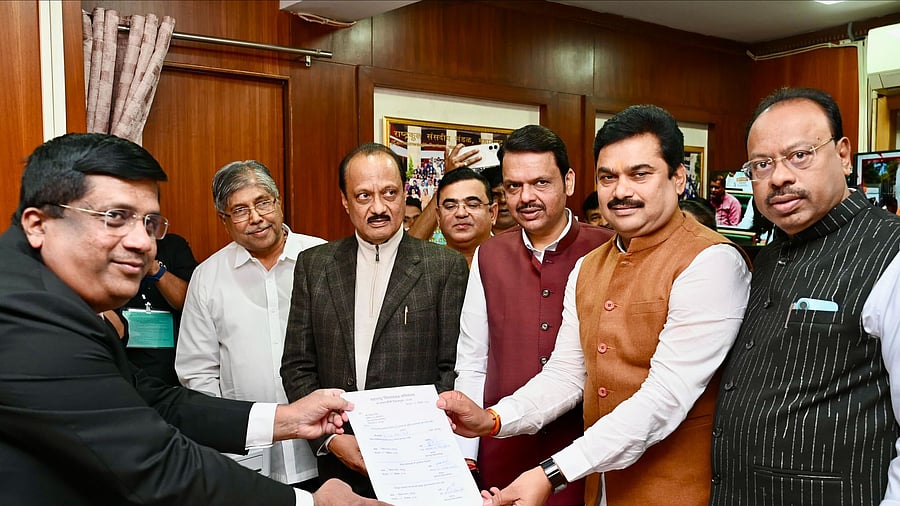 <div class="paragraphs"><p>Prof Shinde files his nomination papers before Maharashtra Legislature’s Secretary Jitendra Bhole.</p><p></p></div>