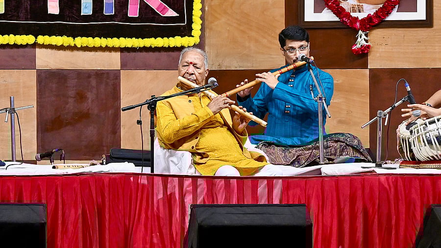 <div class="paragraphs"><p> Flautist Pandit Hariprasad Chaurasia. Representative image.</p></div>