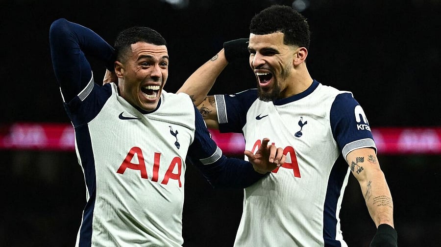 <div class="paragraphs"><p>Tottenham Hotspur's Dominic Solanke celebrates scoring their third goal with Pedro Porro</p></div>