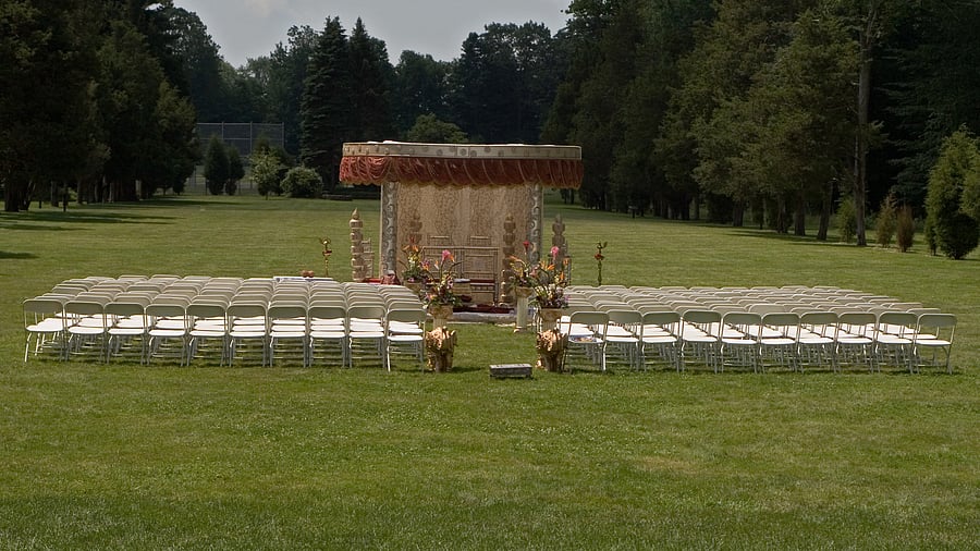 <div class="paragraphs"><p>Representative image showing an open-air mandap</p></div>