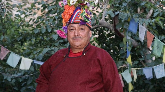 <div class="paragraphs"><p>Tashi Namgyal</p></div>