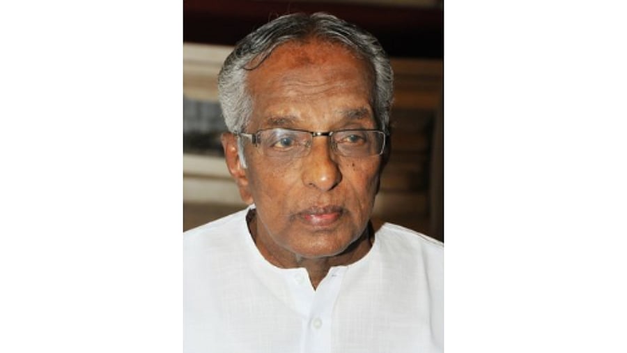 <div class="paragraphs"><p>Go Ru Channabasappa</p></div>